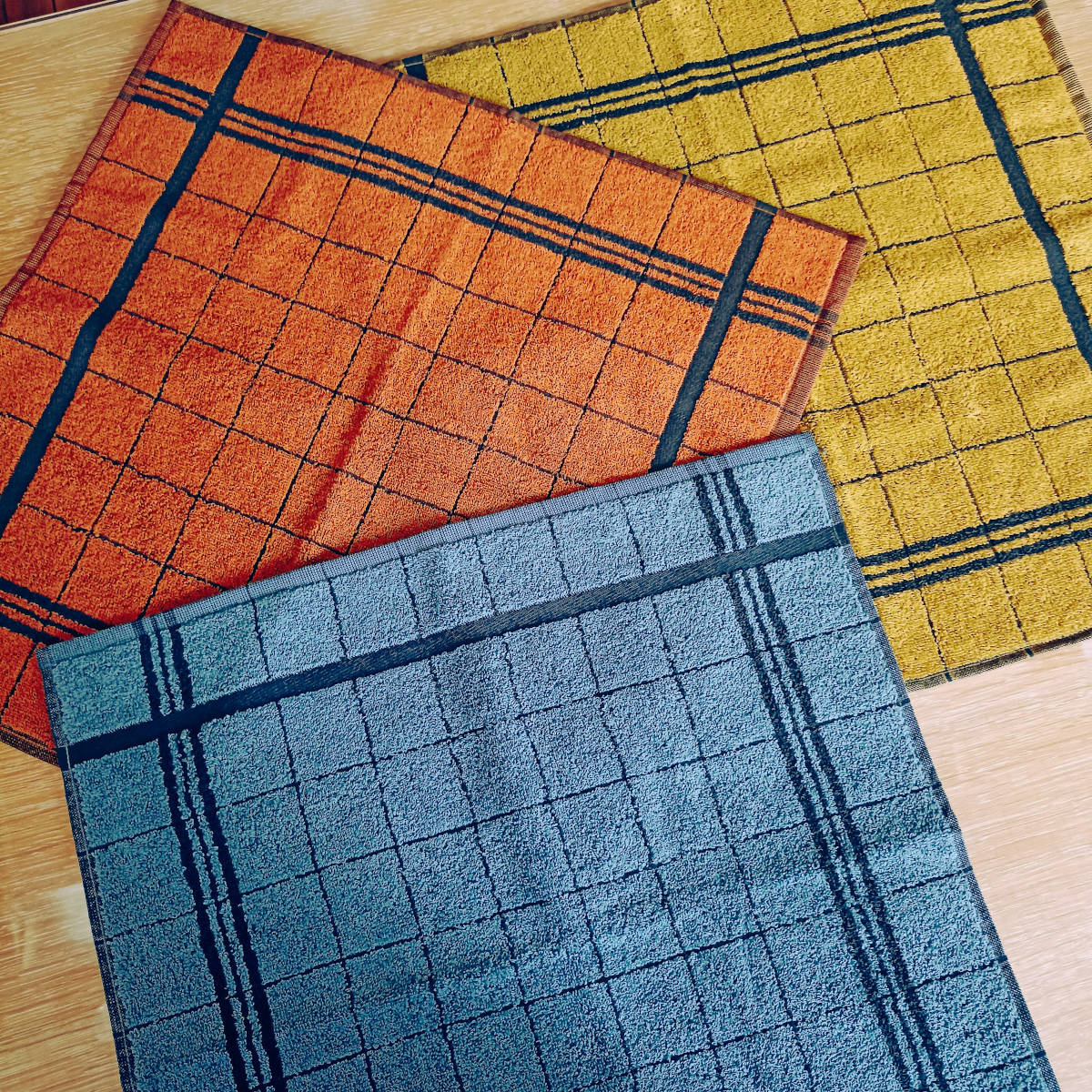 ESSUIE-MAINS EPONGE - 3 COULEURS AU CHOIX - LASA – Image 2